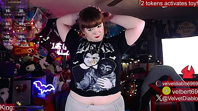 دردشة VelvetDiablo الجنسية المباشرة
