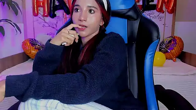 Czat XXX na żywo – Emily_bruss