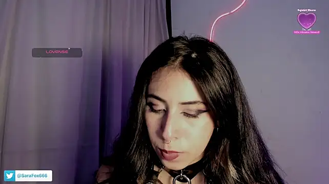   แชท XXX สดของ Sara_Foxx1