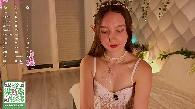 ElfredaTupy's Live XXX Chat