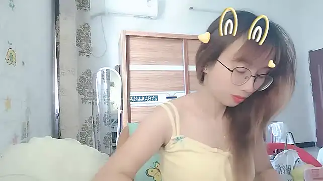 Chat +18 de Lili_666 ao vivo