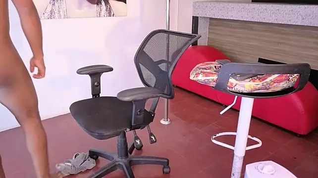 XXX chat uživo modela Hunter_master