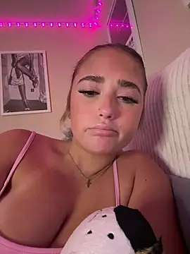 Summerbbxx – Naživo XXX chat