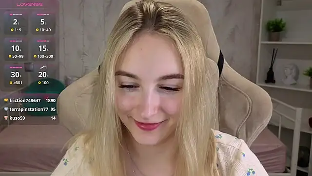 Chat +18 de Shy_Polly ao vivo