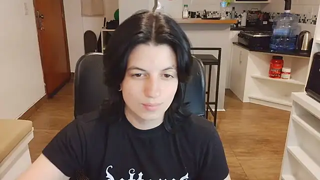 kyslrana Adlı Modelin Canlı XXX Sohbeti