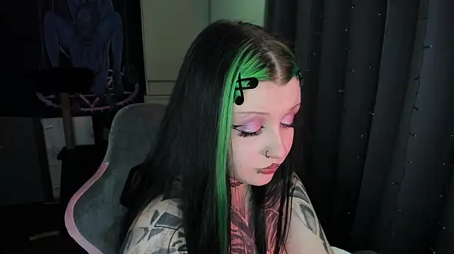 Živý XXX chat t0riayun0