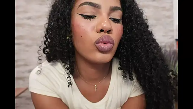 Chat XXX Live HOTBLACKANDWHITE2