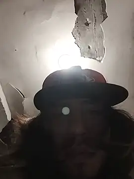 AlexAlejandro13 现场XXX聊天