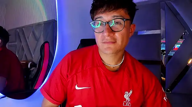 Hassbyd live XXX chat