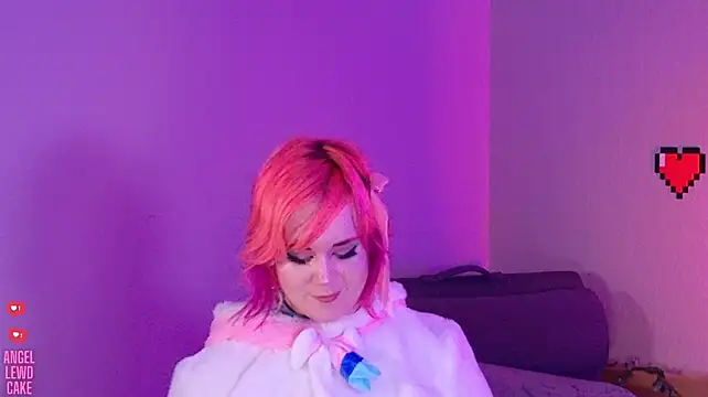 Chat XXX en directo de Angel-Lewd-Cake