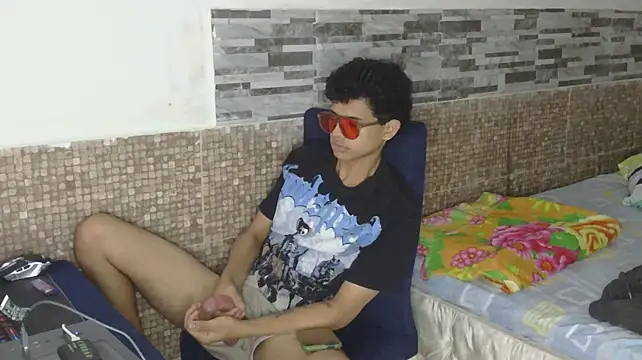 lolo_pollasn Live XXX chat