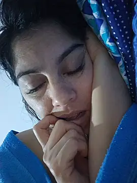 Bandida553 Adlı Modelin Canlı XXX Sohbeti