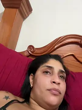 lucero1902's Live XXX Chat