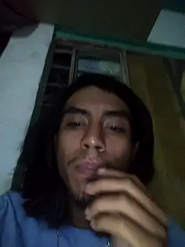 Chat XXX en directo de AlexAlejandro13