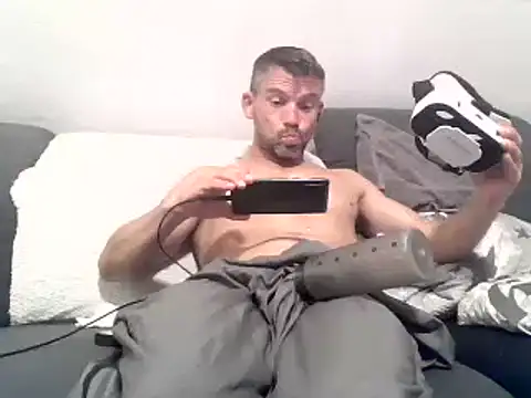 CambitchboyのライブXXXチャット