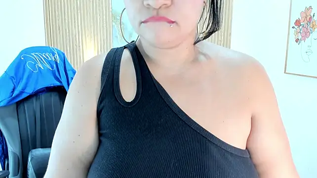 Chatroom XXX en direct de Cloe_35