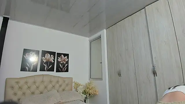 pinky_f00x: απευθείας συνομιλία ΧΧΧ