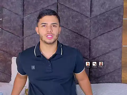 Chat XXX en directo de TylerWest_
