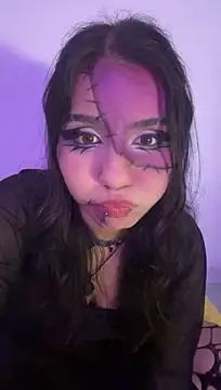 Živý XXX chat HollyPeachh