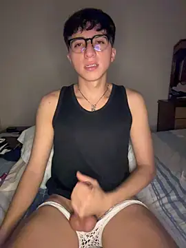 CamiRojas_boyのライブXXXチャット