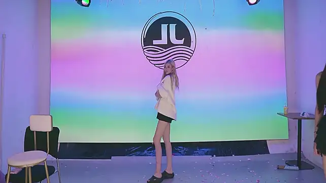 Sw-001 라이브 XXX 채팅