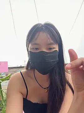 xiaxia868 即時 XXX 聊天