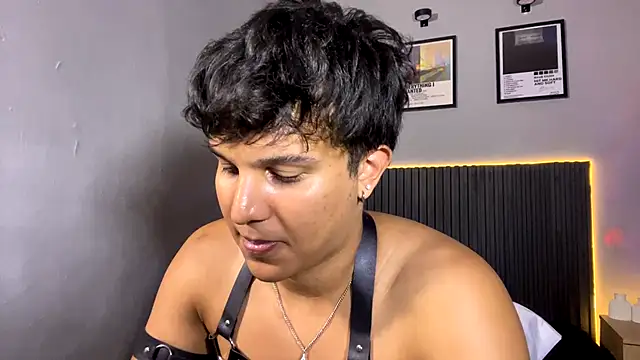 Leo_Savage_ Chat XXX in diretta