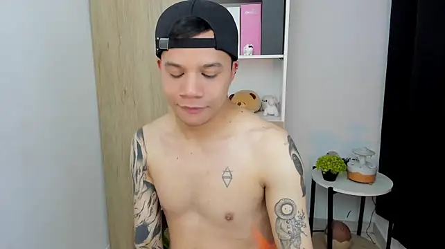 XXX chat uživo modela Im_Marco_