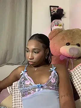 צ'אט XXX בשידור חי של MIXIE__