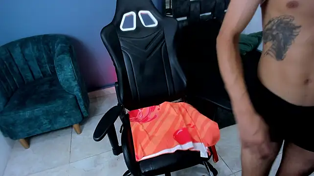 xteven_master19n Live XXX chat