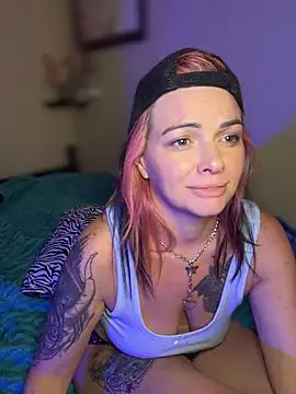 MarlaFknSinger – Naživo XXX chat