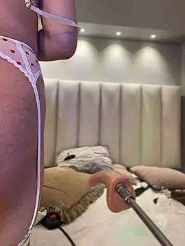 MiahWindsor 现场XXX聊天