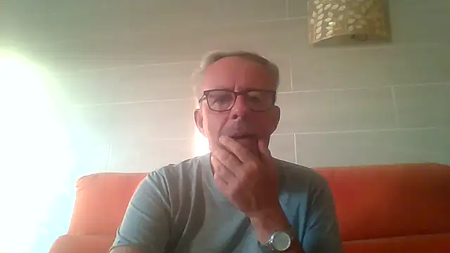 Chat XXX en directo de tuggy59