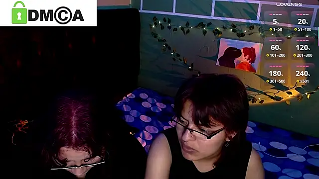 Chat +18 de Scarlettyummy ao vivo