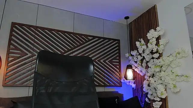 B_Wild 라이브 XXX 채팅