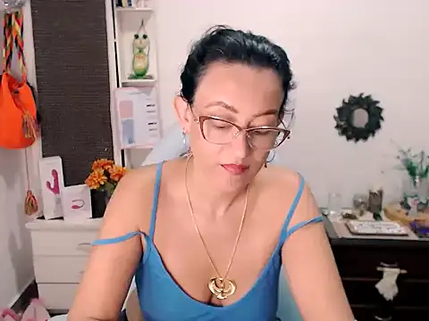 BOREAL_MOON's Live XXX Chat