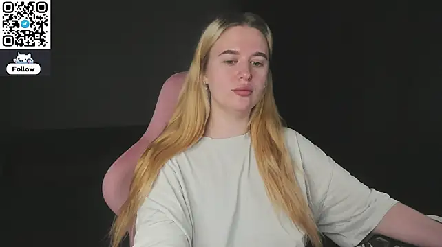 XXX chat uživo modela Betany_foxs