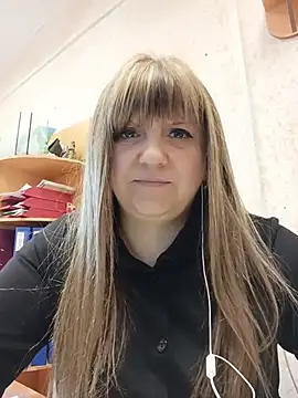 Office_Albertina: онлайн-секс-чат