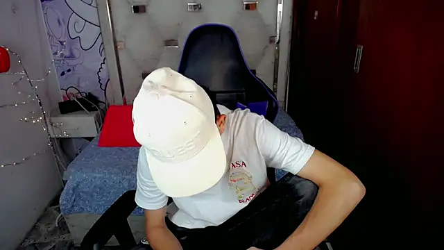 Hot_athletes_'s Live XXX Chat