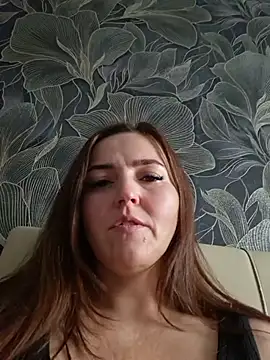 Онлайн чат XXX MilaMature
