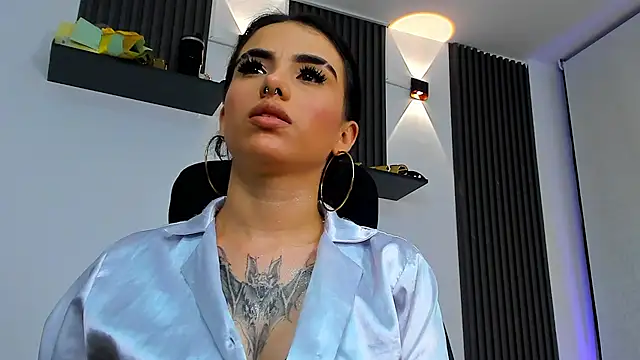 isabella_hv – Naživo XXX chat