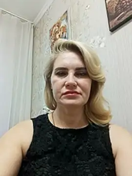 JennyOMay Adlı Modelin Canlı XXX Sohbeti