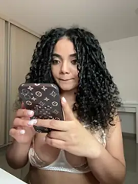 Chatroom XXX en direct de Curlyierr