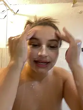julia_moreira's Live XXX Chat