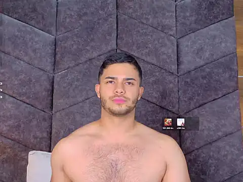 แชท XXX สดของ TylerWest_