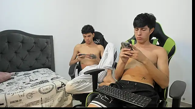 Chat +18 de Estiv18_ ao vivo