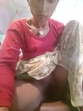 Rinee_suwanee: онлайн-секс-чат