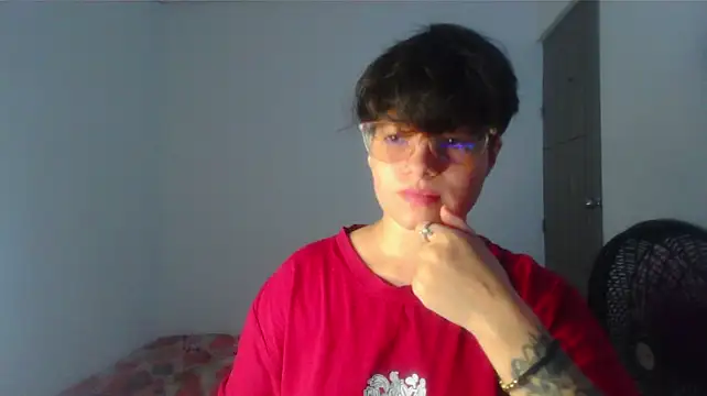 Mitsuha_gate's Live XXX Chat