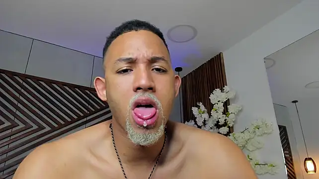 B_Wild XXX чат на живо