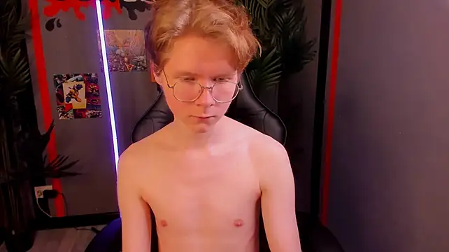 DanielSanders 现场XXX聊天